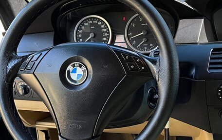 BMW 5 серия, 2004 год, 825 000 рублей, 8 фотография