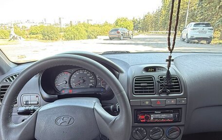 Hyundai Accent II, 2007 год, 650 000 рублей, 24 фотография