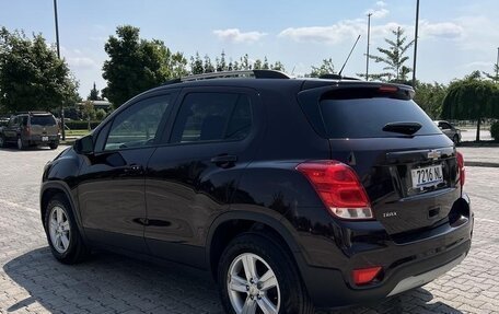 Chevrolet Trax, 2022 год, 1 300 000 рублей, 5 фотография