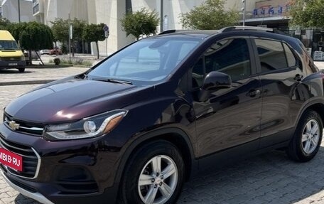 Chevrolet Trax, 2022 год, 1 300 000 рублей, 3 фотография