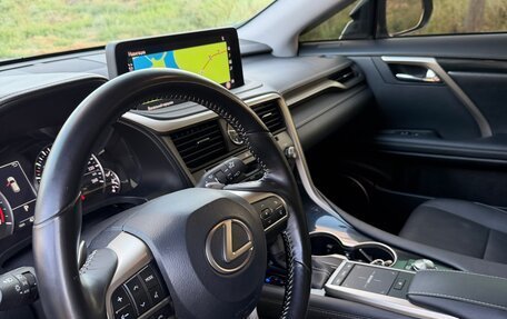 Lexus RX IV рестайлинг, 2021 год, 6 000 000 рублей, 16 фотография