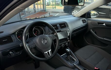 Volkswagen Jetta VI, 2012 год, 1 299 000 рублей, 10 фотография