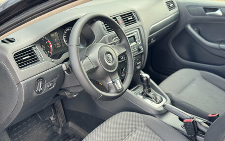 Volkswagen Jetta VI, 2014 год, 930 000 рублей, 7 фотография