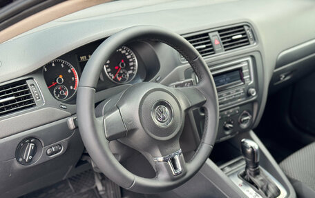 Volkswagen Jetta VI, 2014 год, 930 000 рублей, 11 фотография