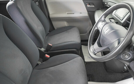 Honda Freed I, 2009 год, 899 000 рублей, 12 фотография