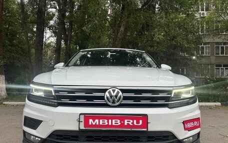 Volkswagen Tiguan II, 2019 год, 2 250 000 рублей, 1 фотография