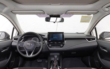 Toyota Corolla, 2022 год, 1 750 000 рублей, 5 фотография