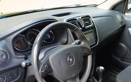 Renault Sandero II рестайлинг, 2016 год, 1 040 000 рублей, 12 фотография
