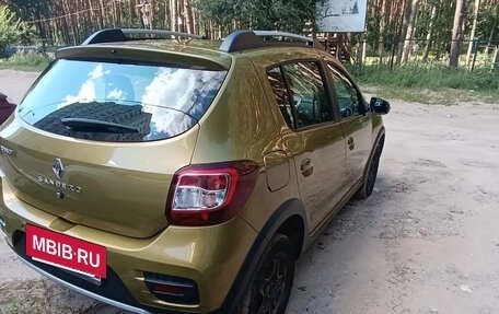 Renault Sandero II рестайлинг, 2016 год, 1 040 000 рублей, 4 фотография