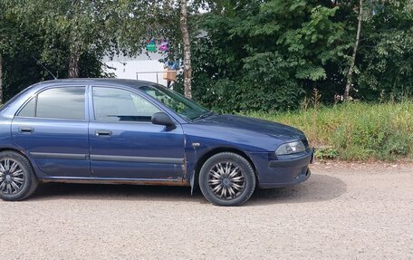 Mitsubishi Carisma I, 2002 год, 150 000 рублей, 4 фотография