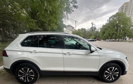 Volkswagen Tiguan II, 2019 год, 2 250 000 рублей, 5 фотография