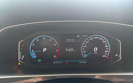 Volkswagen Tiguan II, 2019 год, 2 250 000 рублей, 12 фотография
