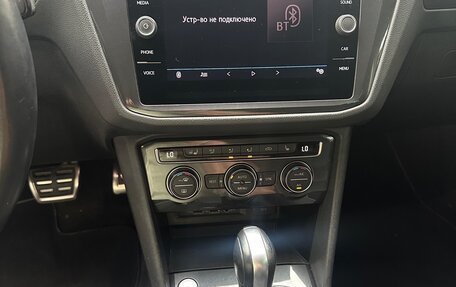 Volkswagen Tiguan II, 2019 год, 2 250 000 рублей, 11 фотография
