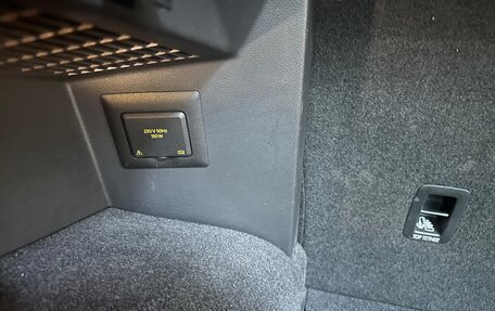 Volkswagen Tiguan II, 2019 год, 2 250 000 рублей, 17 фотография