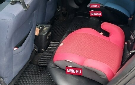 Mitsubishi Carisma I, 2002 год, 150 000 рублей, 8 фотография
