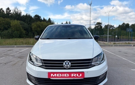 Volkswagen Polo VI (EU Market), 2018 год, 1 550 000 рублей, 2 фотография