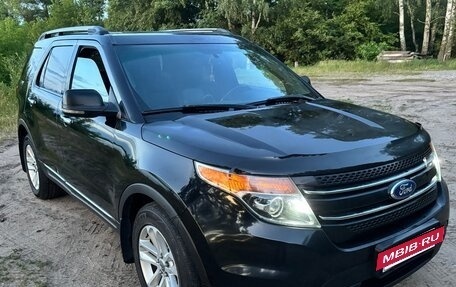 Ford Explorer VI, 2011 год, 1 400 000 рублей, 3 фотография