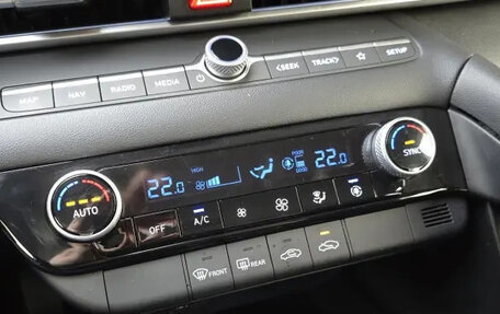 Hyundai Avante, 2023 год, 1 820 000 рублей, 15 фотография