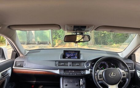 Lexus CT I рестайлинг, 2013 год, 1 350 000 рублей, 8 фотография