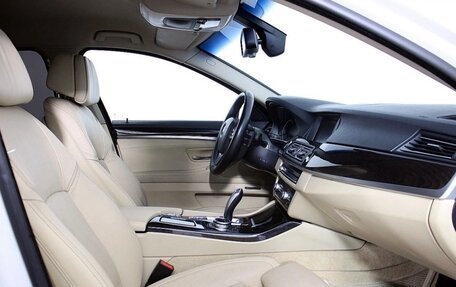 BMW 5 серия, 2014 год, 3 700 000 рублей, 13 фотография