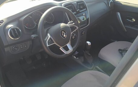 Renault Sandero II рестайлинг, 2022 год, 1 650 000 рублей, 6 фотография