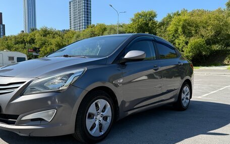 Hyundai Solaris II рестайлинг, 2015 год, 699 000 рублей, 5 фотография