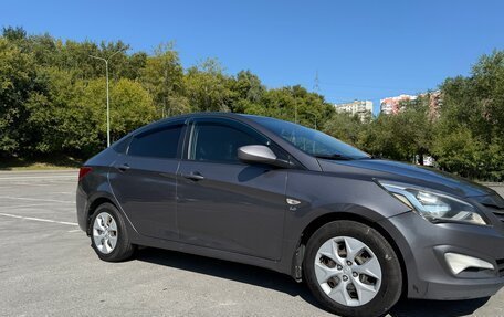 Hyundai Solaris II рестайлинг, 2015 год, 699 000 рублей, 4 фотография