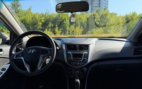 Hyundai Solaris II рестайлинг, 2015 год, 699 000 рублей, 10 фотография