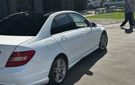 Mercedes-Benz C-Класс, 2012 год, 1 500 000 рублей, 4 фотография