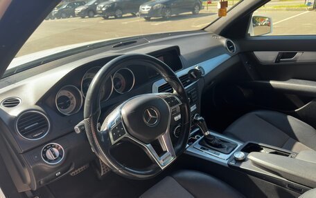 Mercedes-Benz C-Класс, 2012 год, 1 500 000 рублей, 10 фотография