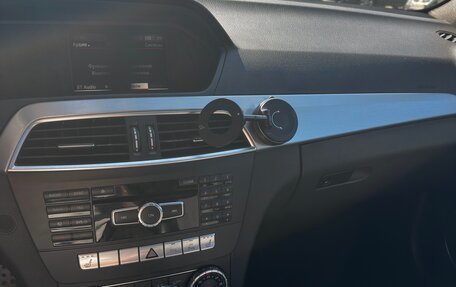 Mercedes-Benz C-Класс, 2012 год, 1 500 000 рублей, 13 фотография