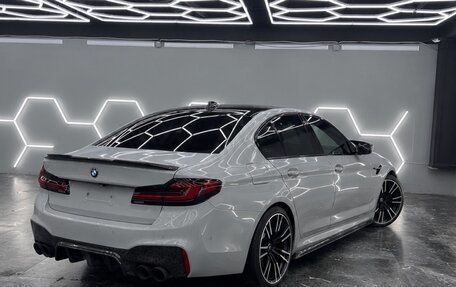 BMW 5 серия, 2019 год, 4 700 000 рублей, 15 фотография