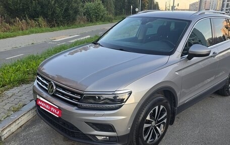 Volkswagen Tiguan II, 2019 год, 2 750 000 рублей, 4 фотография
