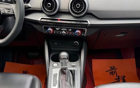 Audi Q2 I, 2023 год, 2 190 000 рублей, 19 фотография