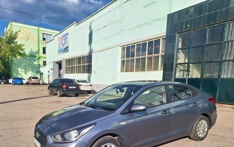 Hyundai Solaris II рестайлинг, 2018 год, 1 380 000 рублей, 4 фотография