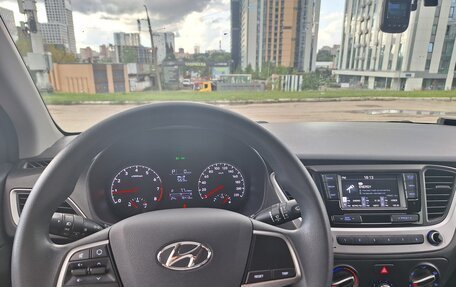 Hyundai Solaris II рестайлинг, 2018 год, 1 380 000 рублей, 7 фотография