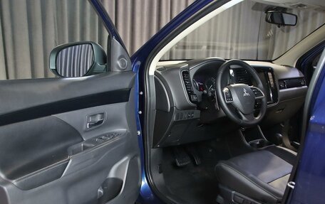 Mitsubishi Outlander III рестайлинг 3, 2013 год, 1 149 000 рублей, 7 фотография