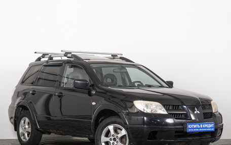 Mitsubishi Outlander III рестайлинг 3, 2006 год, 649 000 рублей, 2 фотография