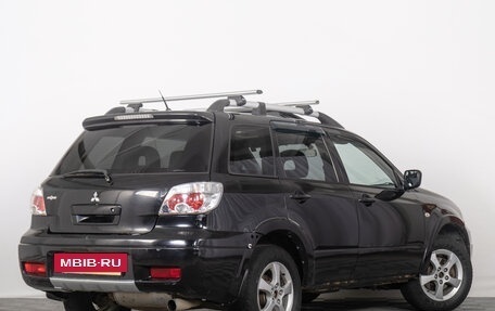 Mitsubishi Outlander III рестайлинг 3, 2006 год, 649 000 рублей, 7 фотография
