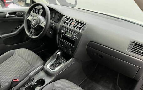 Volkswagen Jetta VI, 2013 год, 939 900 рублей, 9 фотография
