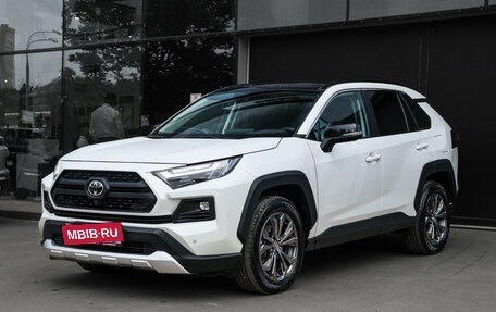 Toyota RAV4, 2024 год, 3 790 000 рублей, 1 фотография