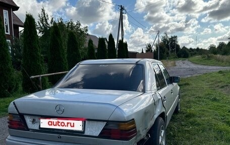 Mercedes-Benz W124, 1988 год, 55 000 рублей, 2 фотография