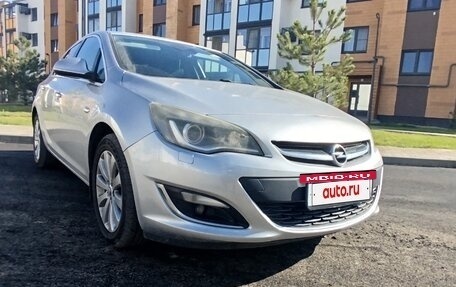 Opel Astra J, 2012 год, 690 000 рублей, 2 фотография