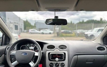 Ford Focus II рестайлинг, 2010 год, 11 фотография