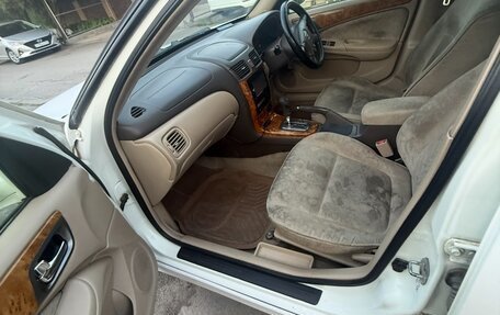 Nissan Bluebird XI, 2001 год, 350 000 рублей, 5 фотография
