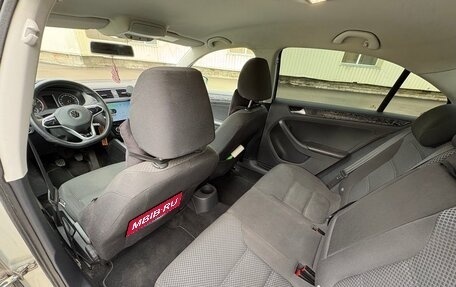 Volkswagen Jetta VI, 2014 год, 950 000 рублей, 10 фотография