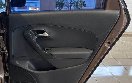 Volkswagen Polo VI (EU Market), 2015 год, 950 000 рублей, 17 фотография