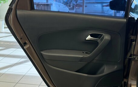 Volkswagen Polo VI (EU Market), 2015 год, 950 000 рублей, 15 фотография