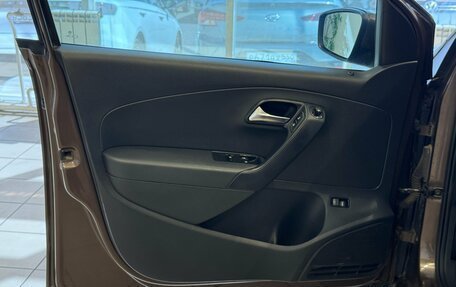 Volkswagen Polo VI (EU Market), 2015 год, 950 000 рублей, 14 фотография
