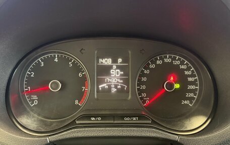 Volkswagen Polo VI (EU Market), 2015 год, 950 000 рублей, 11 фотография
